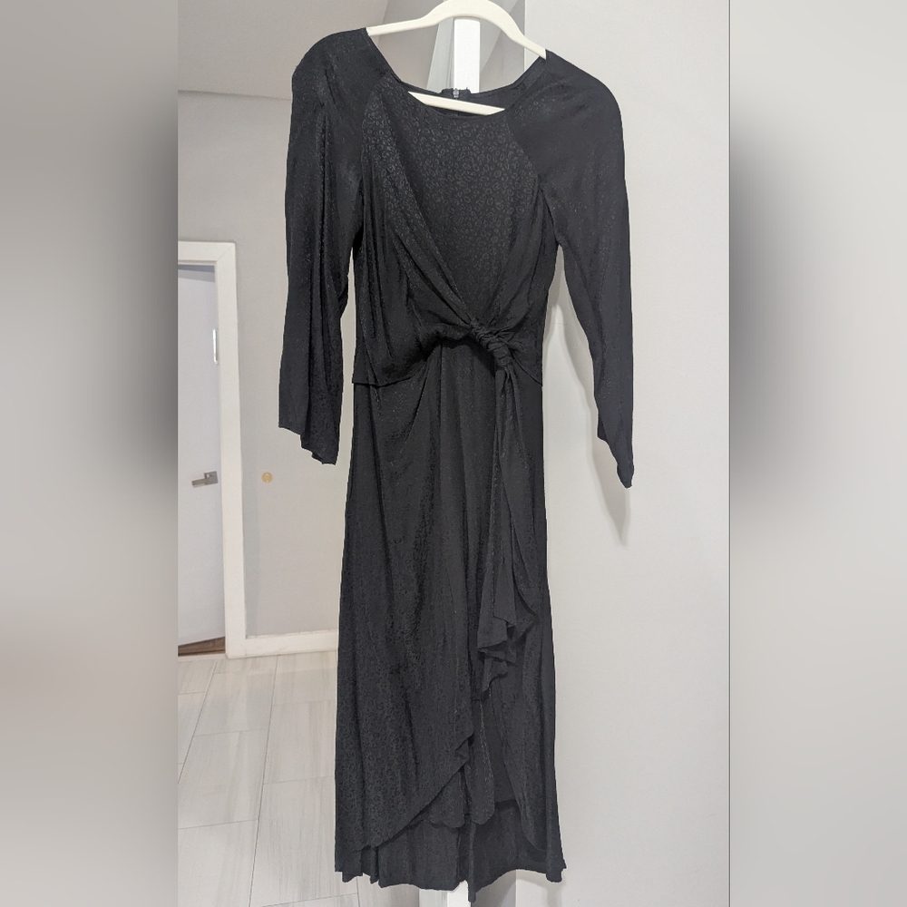 Elegant Black Dress